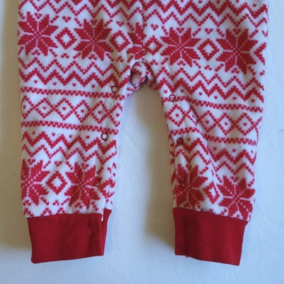 NEW hudson baby red fair isle print fleece zipper jumpsuit with hood 6-9 months - Picture 3 of 9